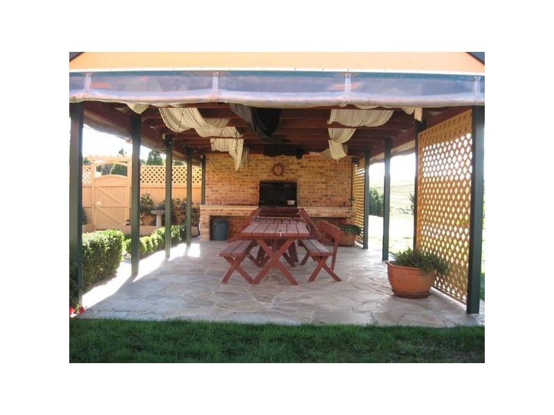 Run-O-Waters Drive, Goulburn NSW 2580