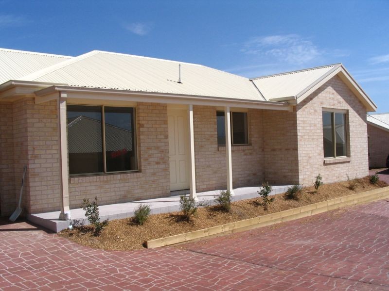 12/19 Faithful Street, Goulburn NSW 2580