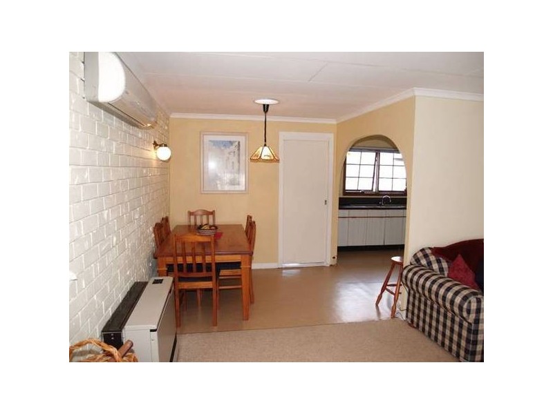 33 Dalley Street, Goulburn NSW 2580