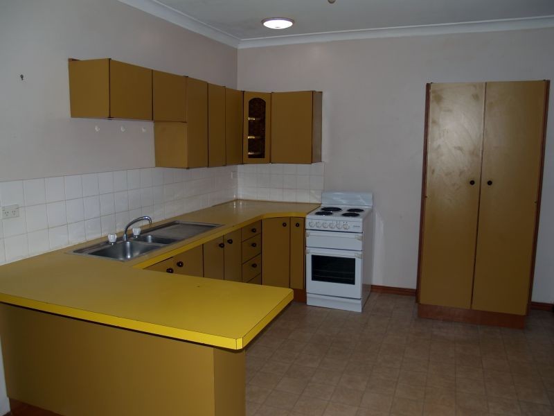 16 Mayor Street, Goulburn NSW 2580