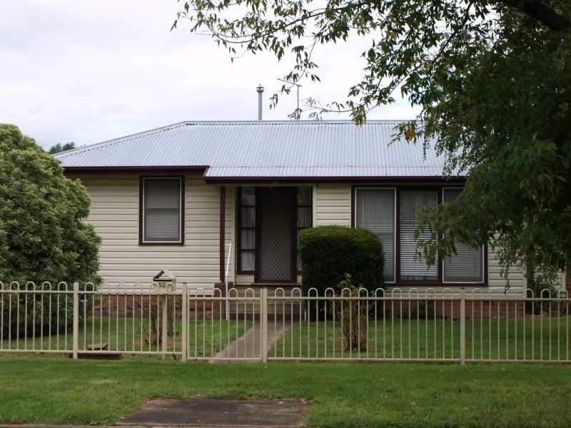 52 Albert Street, Goulburn NSW 2580