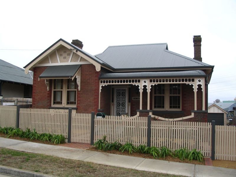 7 Glebe Avenue, Goulburn NSW 2580