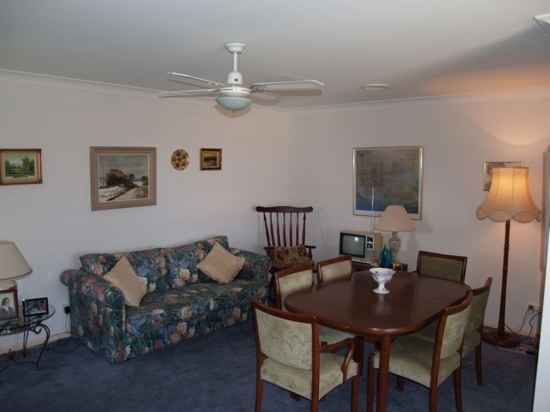 17 Oakwood Avenue, Goulburn NSW 2580