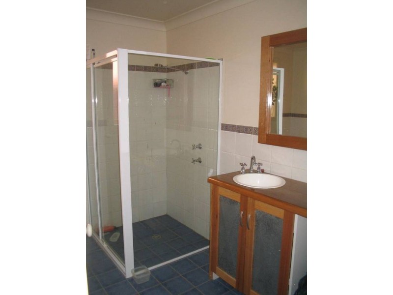 19 Neville Street, Goulburn NSW 2580