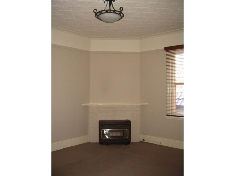 85 Cowper Street, Goulburn NSW 2580