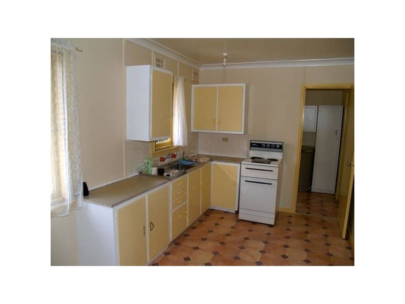 11 Meehan Street, Goulburn NSW 2580