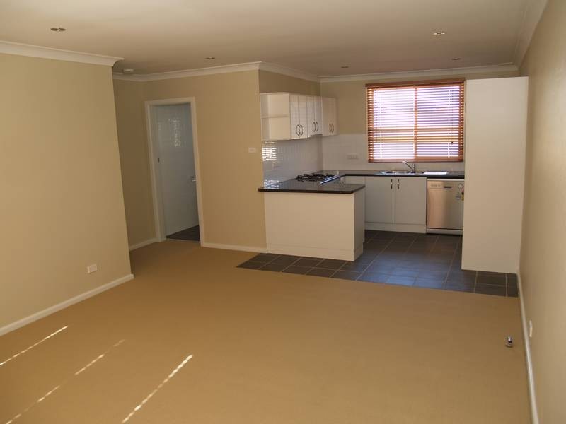 Unit 1/8 Cowper Street, Goulburn NSW 2580