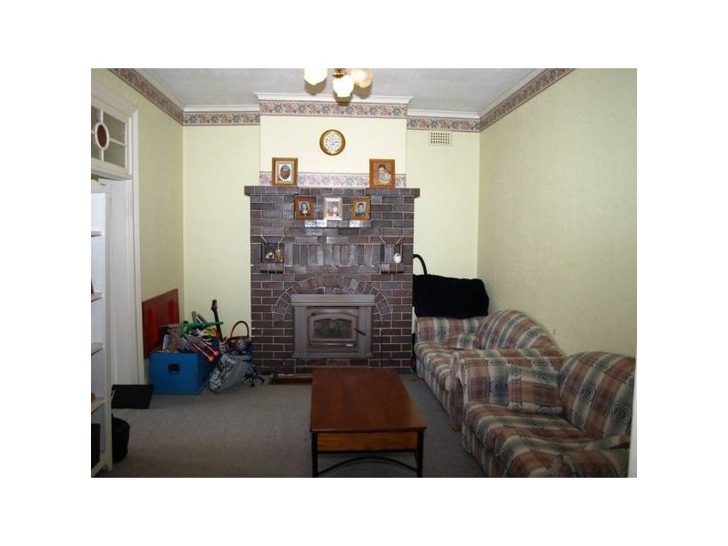 91 Addison Street, Goulburn NSW 2580