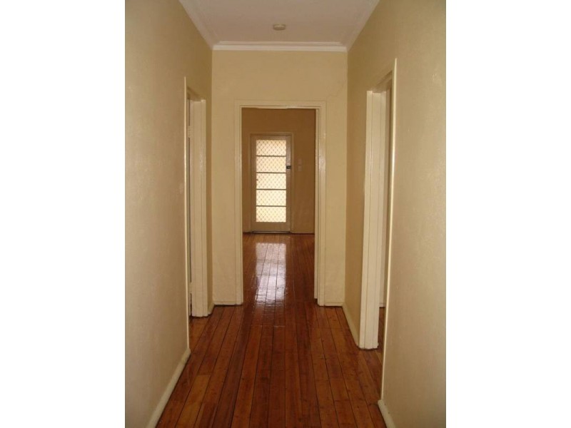 19 Princes Avenue, Goulburn NSW 2580