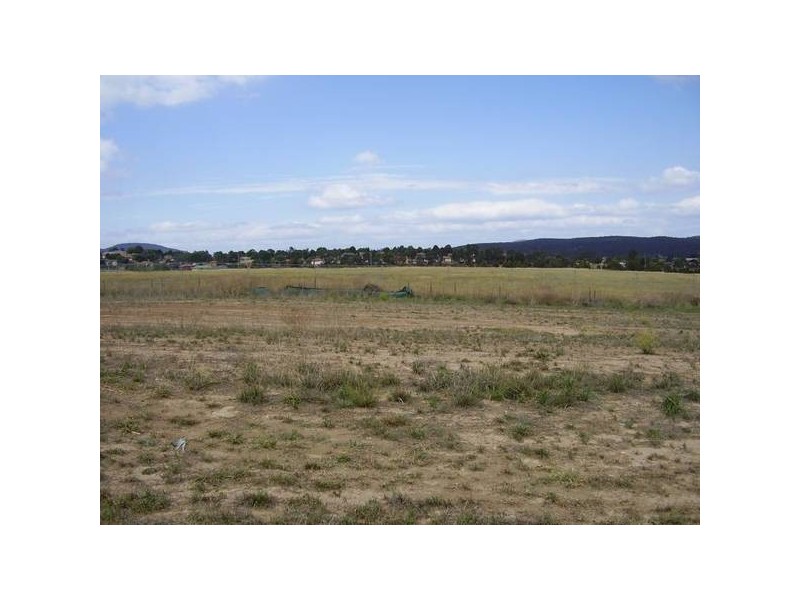 7 Clancy Place, Goulburn NSW 2580