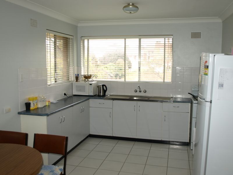 15/212 Cowper Street, Goulburn NSW 2580