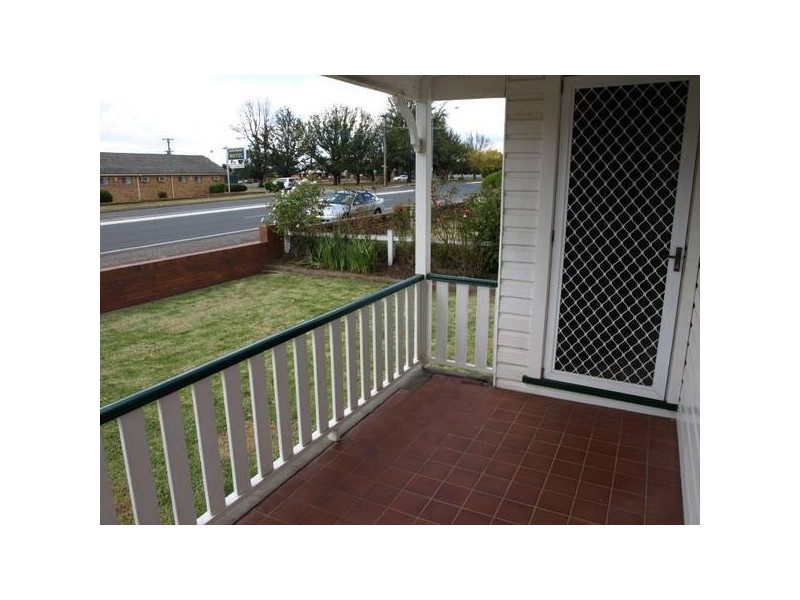 55 Lagoon Street, Goulburn NSW 2580