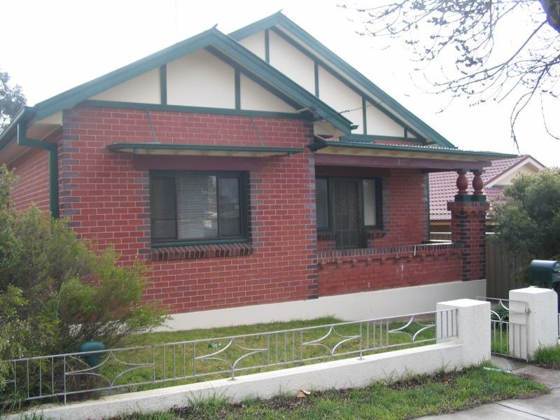 12 Bellevue Street, Goulburn NSW 2580