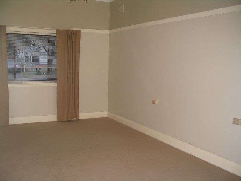 12 Bellevue Street, Goulburn NSW 2580