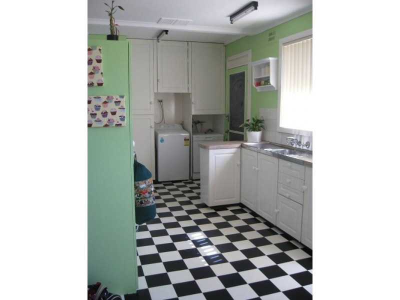 36 Nichols Street, Goulburn NSW 2580