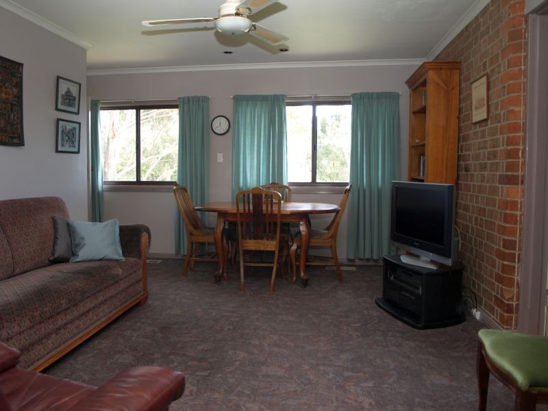 14 Kenmore Street, Goulburn NSW 2580