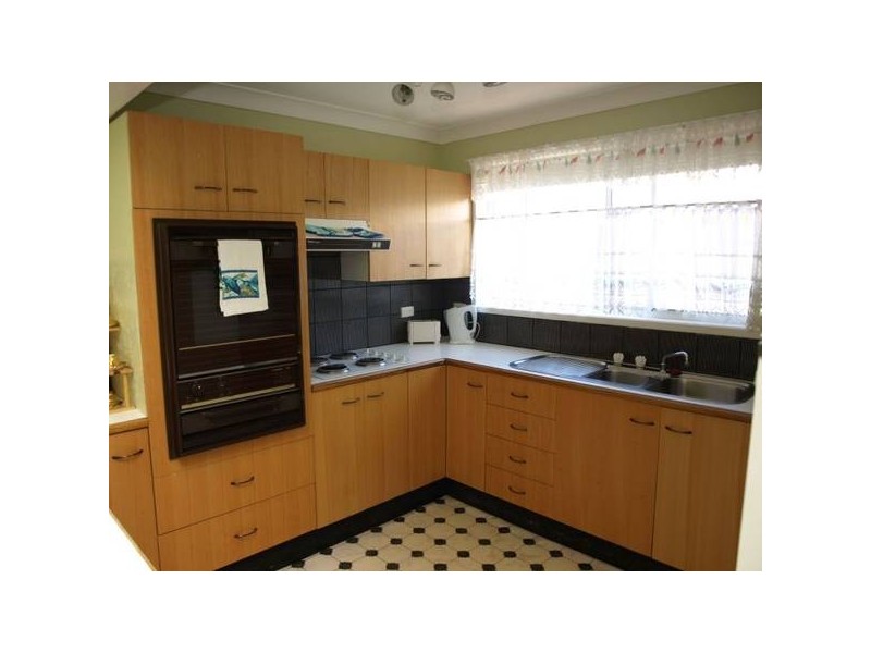 3 Kings Way, Goulburn NSW 2580