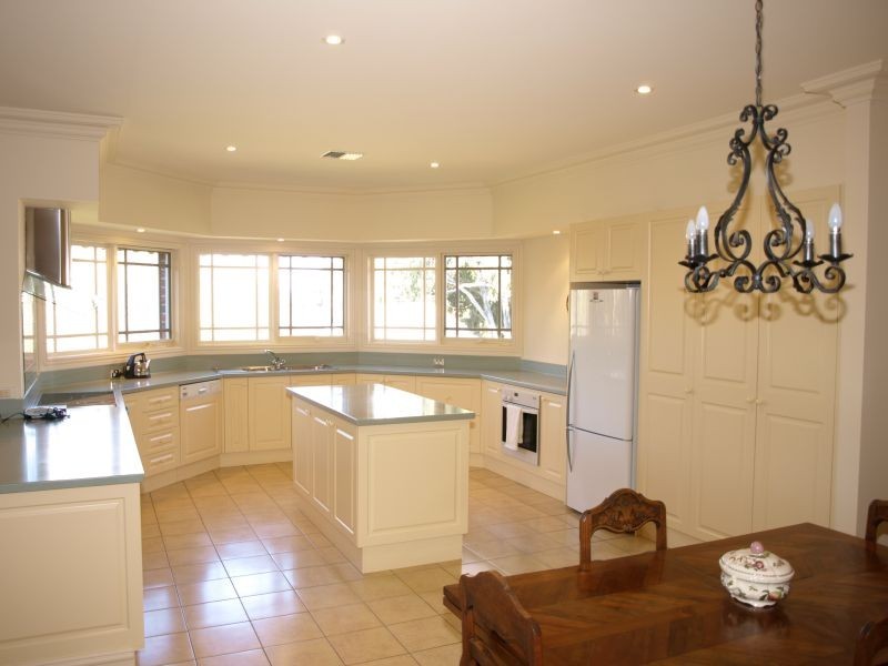 89 Slocombe Street, Goulburn NSW 2580