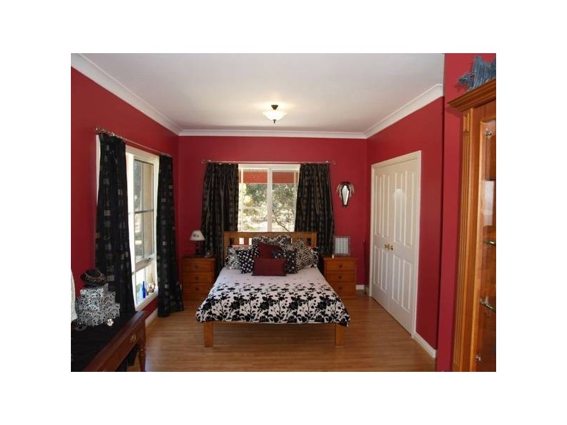 201 Caoura Road, Tallong NSW 2579