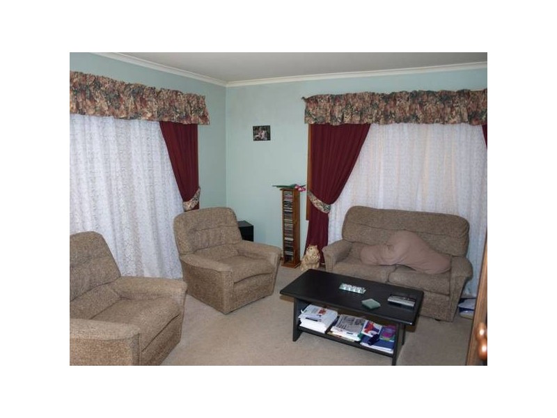 16 Grant Parade, Goulburn NSW 2580