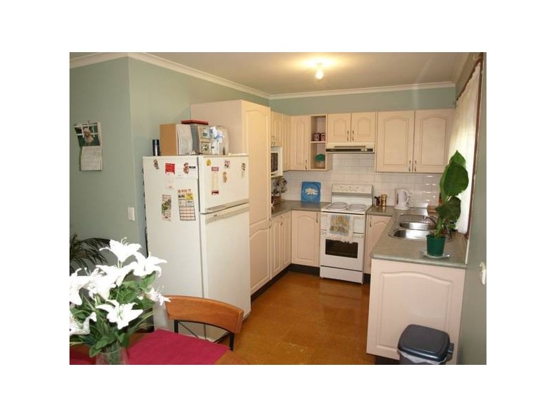 16 Grant Parade, Goulburn NSW 2580