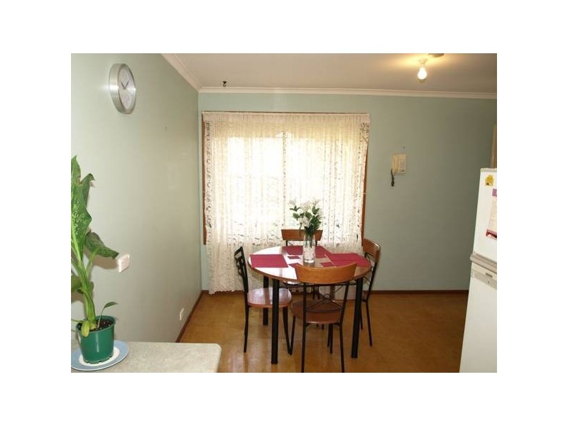 16 Grant Parade, Goulburn NSW 2580