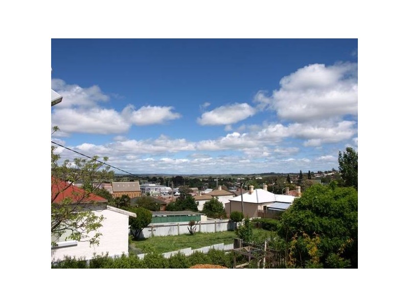 2 Barlow Place, Goulburn NSW 2580
