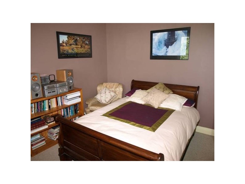 81 Clinton Street, Goulburn NSW 2580