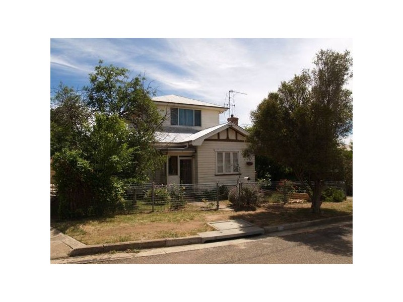 9 Evans Street, Goulburn NSW 2580