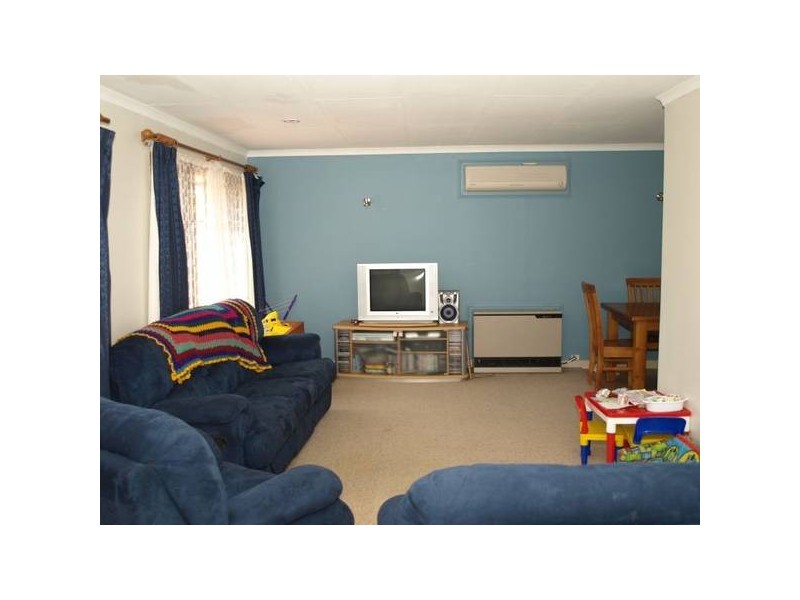 33 Dalley Street, Goulburn NSW 2580