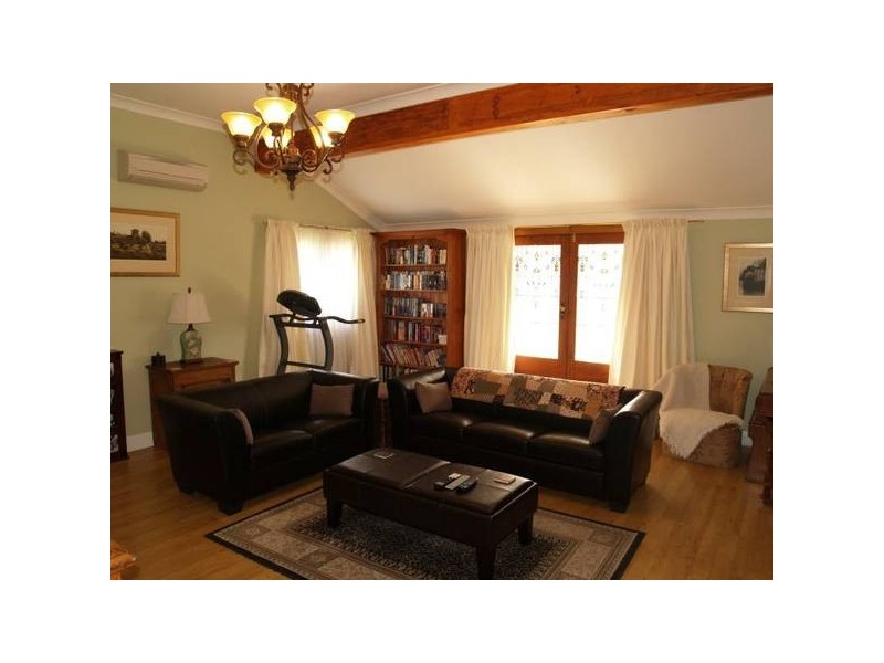 8 Allison Street, Goulburn NSW 2580