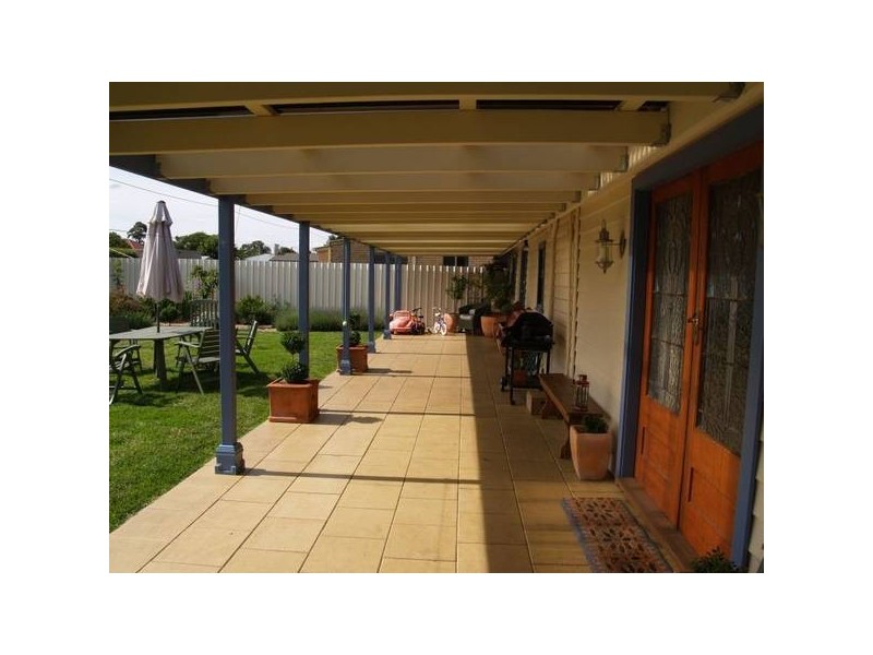 8 Allison Street, Goulburn NSW 2580