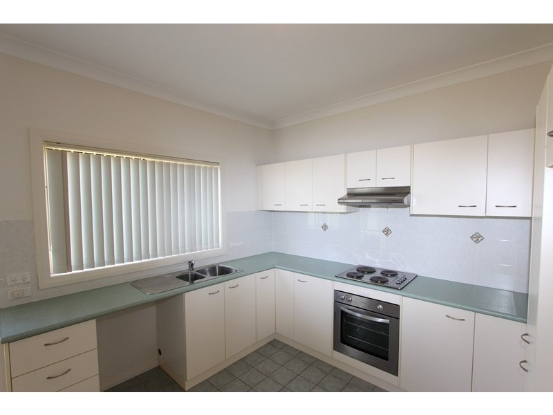 9/75 Combermere Street, Goulburn NSW 2580