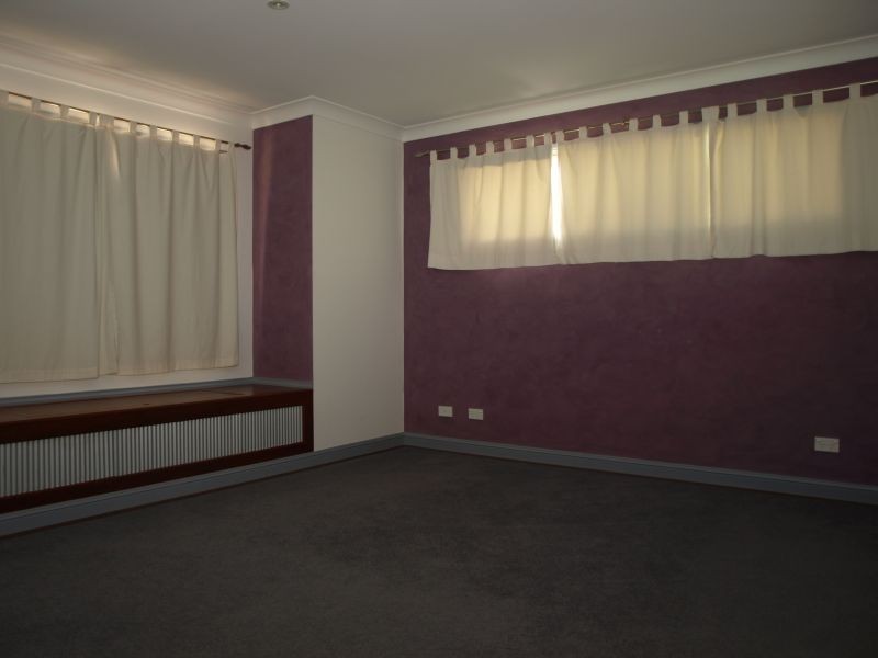 6 Amber Court, Goulburn NSW 2580