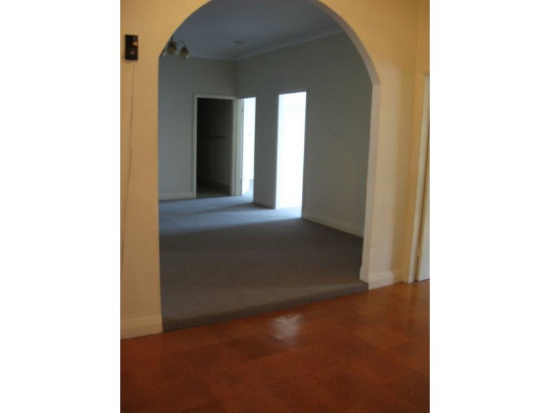 334 Auburn Street, Goulburn NSW 2580