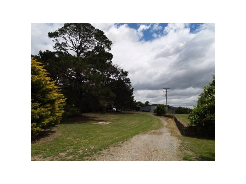 Tyrl Tyrl Road, Golspie Via, Goulburn NSW 2580