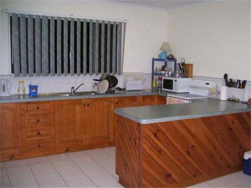 8 Kylie Close, Mareeba QLD 4880