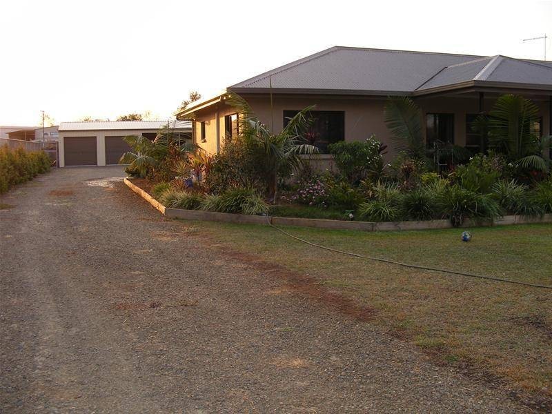 4 Gibbins Lane, Mareeba QLD 4880