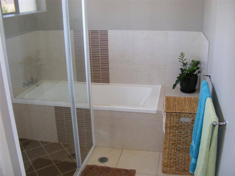 4 Gibbins Lane, Mareeba QLD 4880