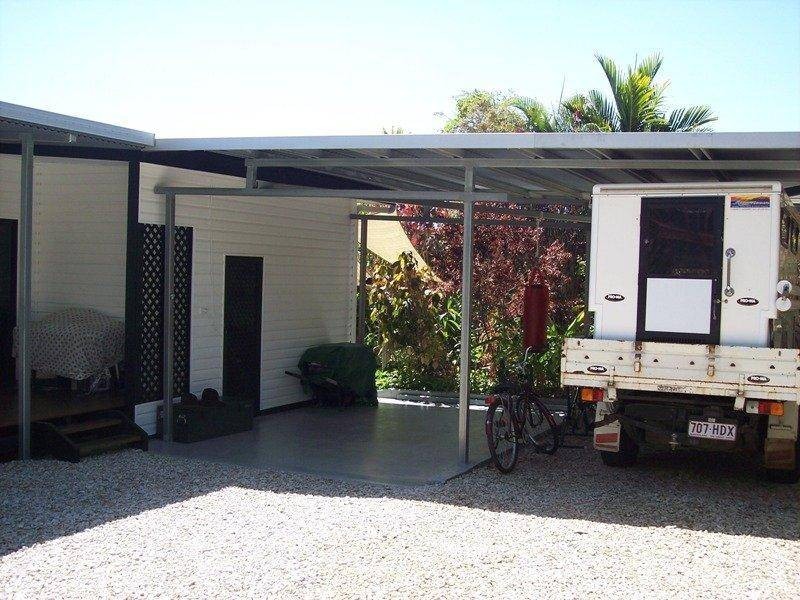 8 Casey Street, Mareeba QLD 4880