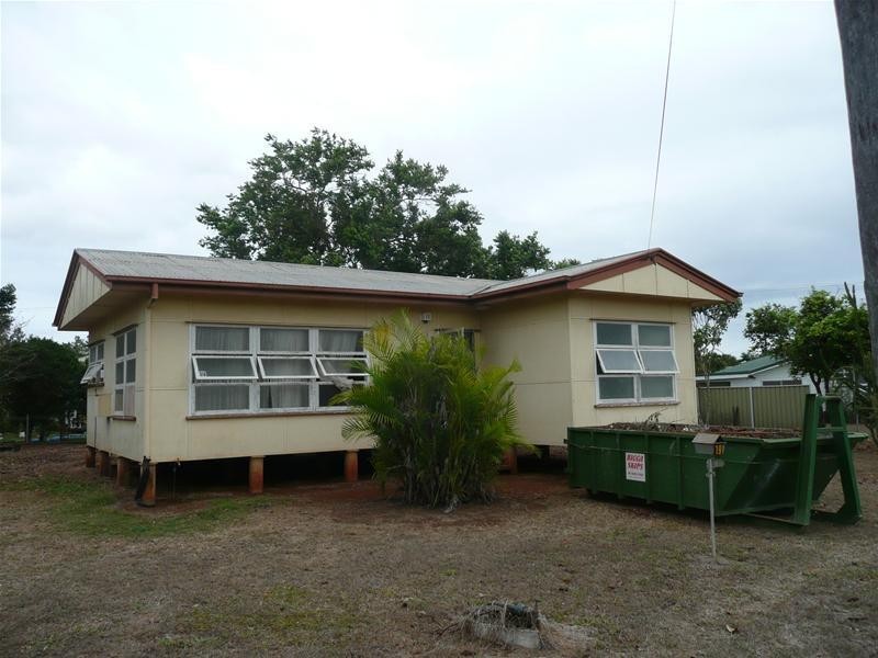 19 RANKIN Street, Mareeba QLD 4880