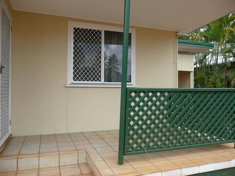 8 Smith Street, Mareeba QLD 4880