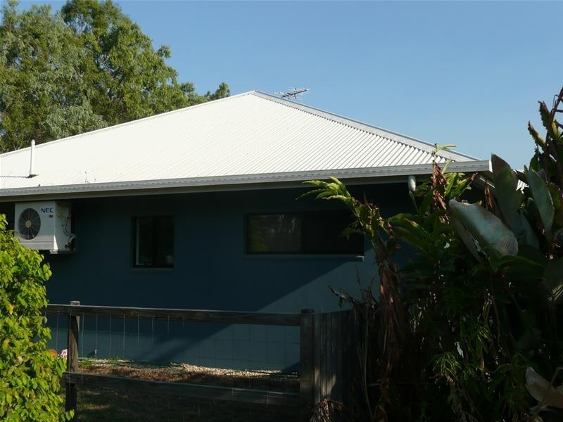 1 RIVER Drive, Mareeba QLD 4880
