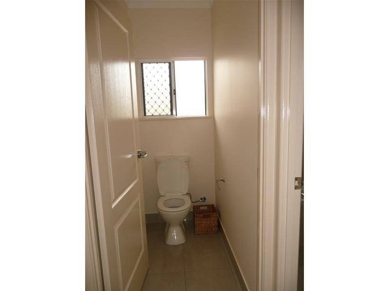 50 Mirrabook Avenue, Mareeba QLD 4880