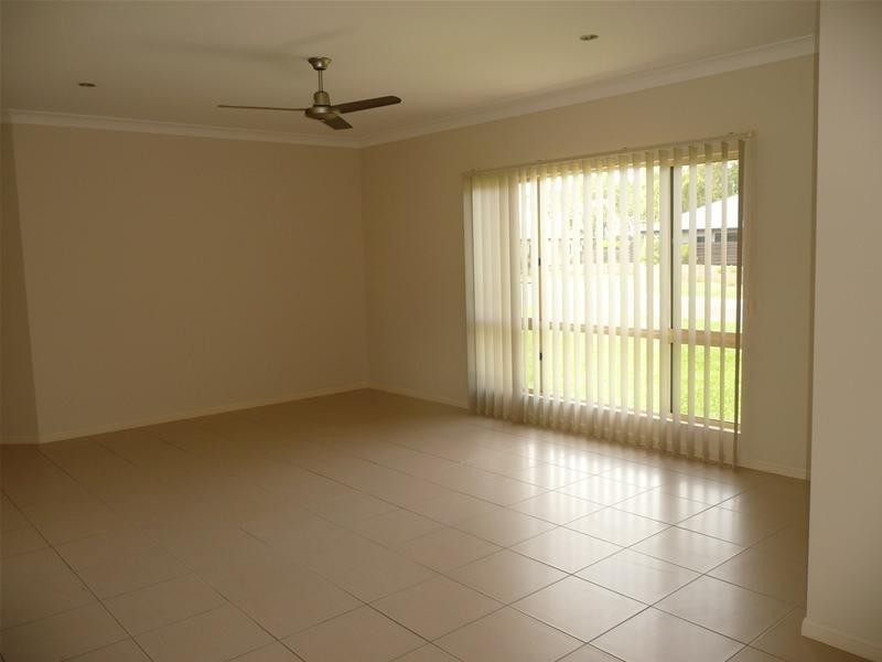 21 RIVER Drive, Mareeba QLD 4880