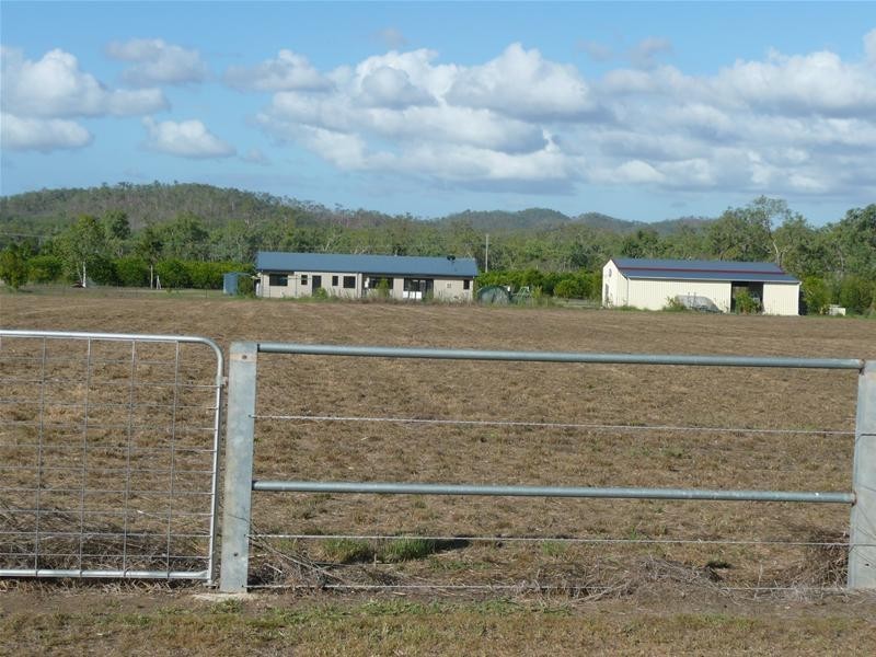 155 Emerald Heights Road, Mareeba QLD 4880