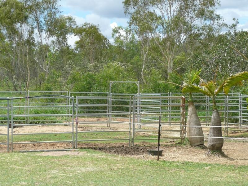 176 Fraser Road, Mount Molloy QLD 4871