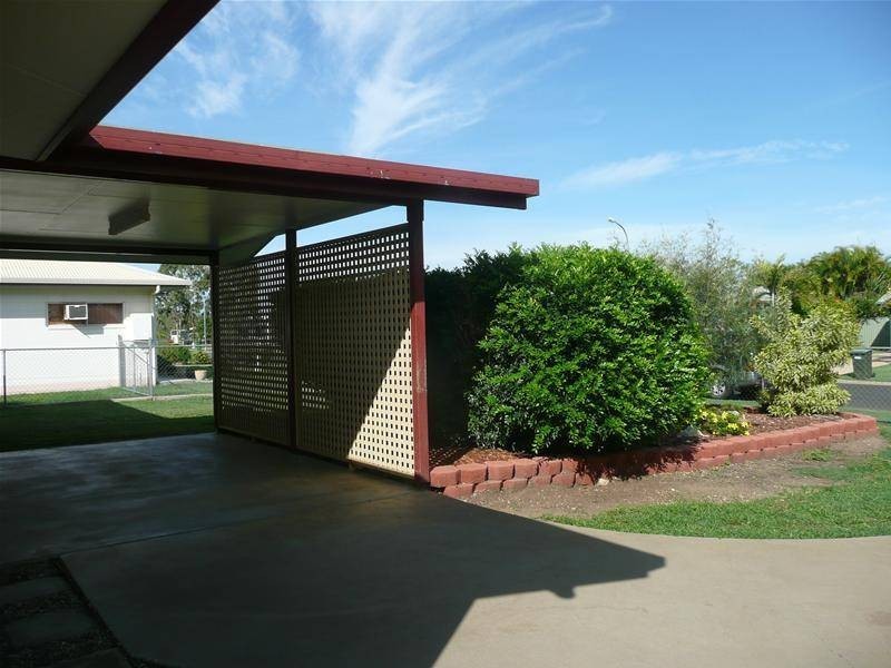 5 MOUNTAINVIEW Close, Mareeba QLD 4880