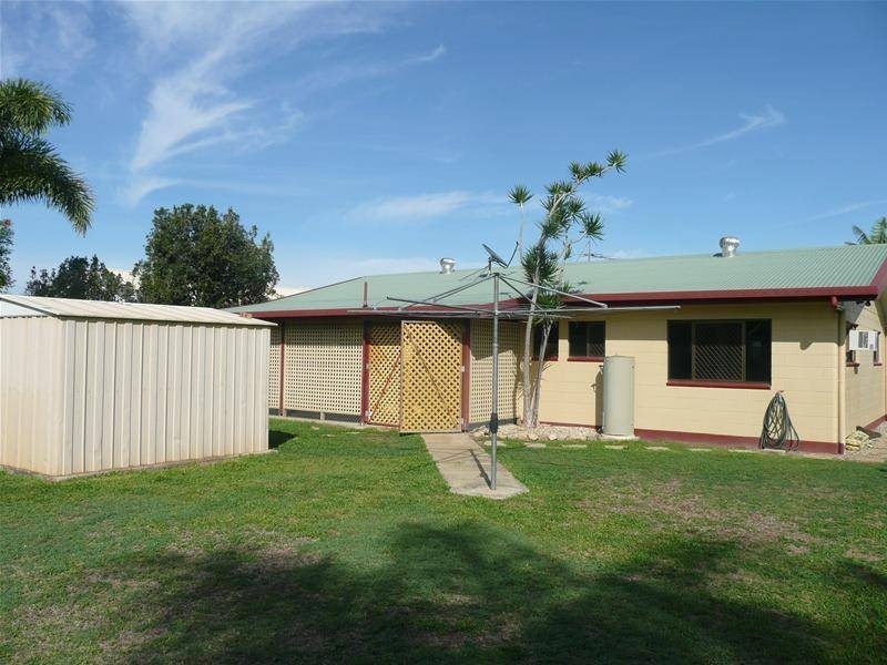 5 MOUNTAINVIEW Close, Mareeba QLD 4880