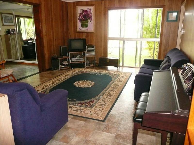 5 VAINS Close, Mount Molloy QLD 4871